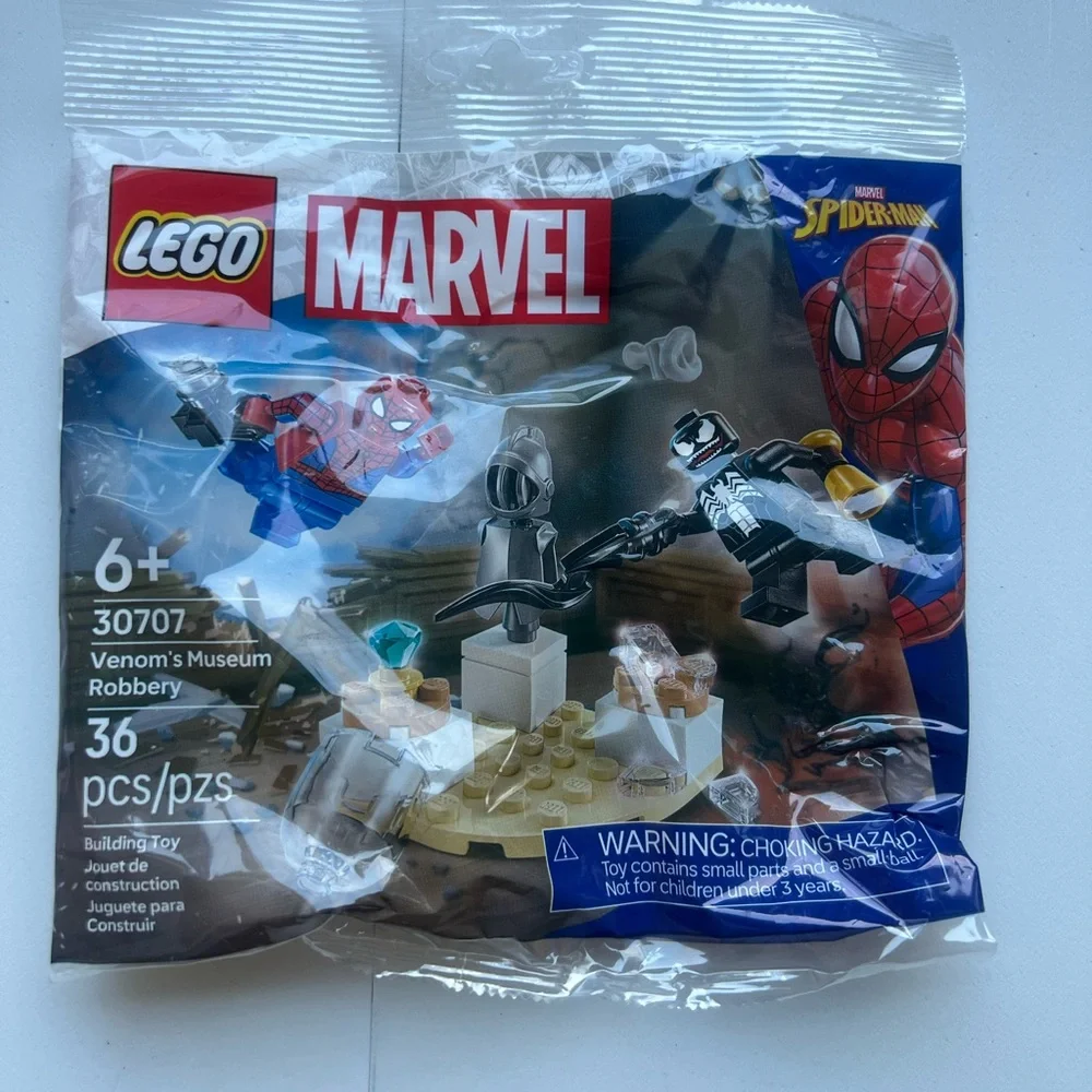 LEGO Marvel Venom's Museum Robbery 30707